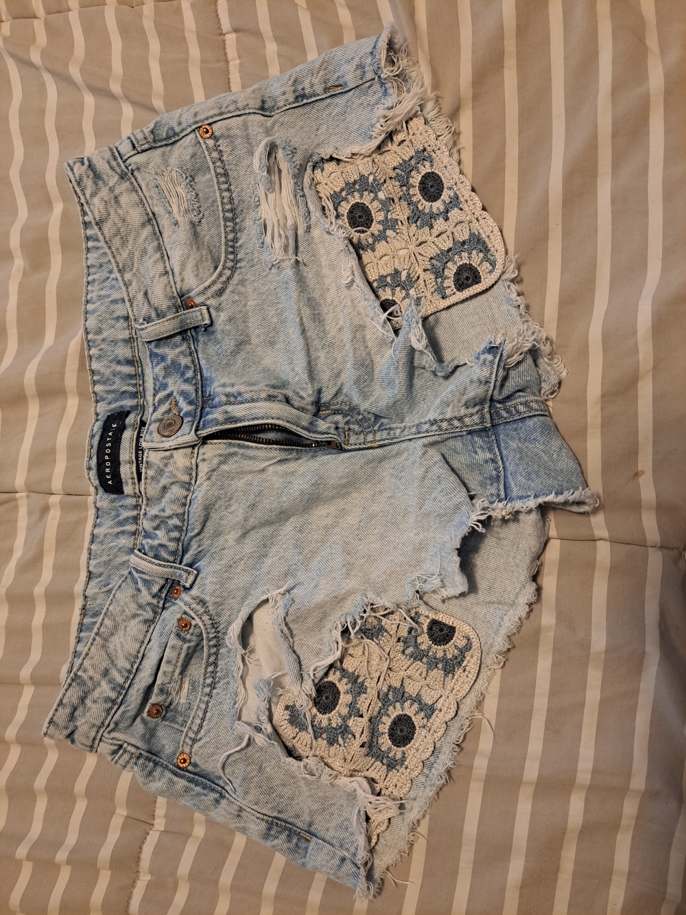 Aeropostale Light Blue Distressed Denim Crochet Patch Shorts